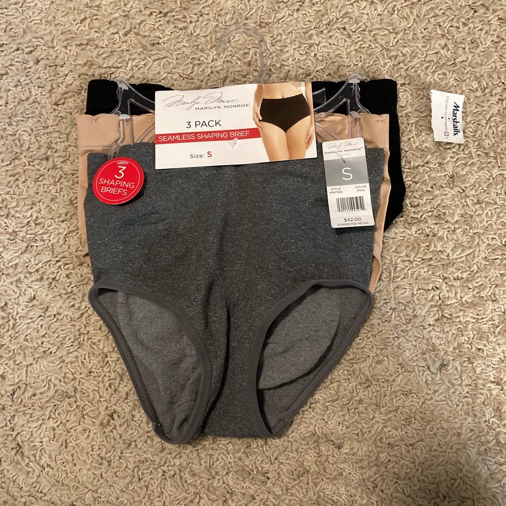 NWT Marilyn Monroe shaping underwear size S